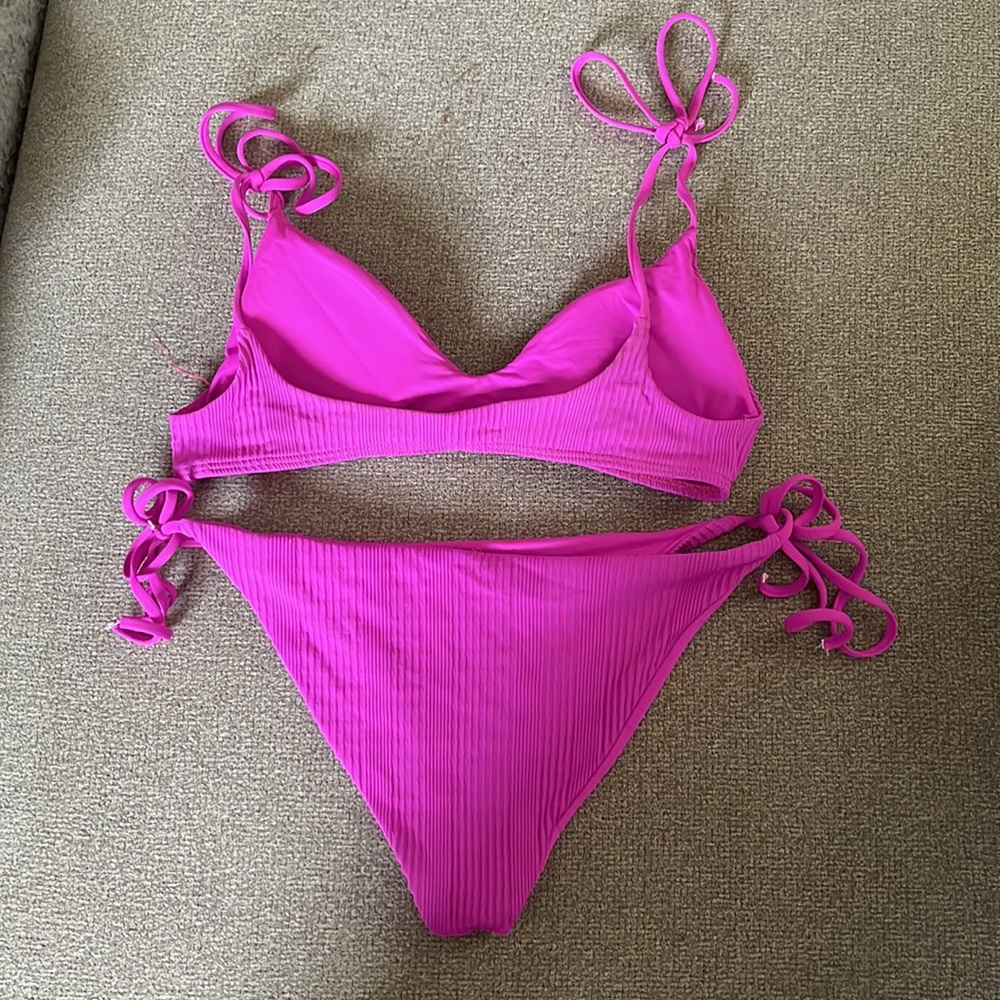 LSPACE bikini - Picture 3 of 3